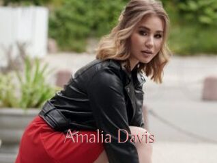 Amalia_Davis