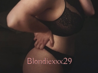 Blondiexxx29