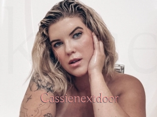 Cassienextdoor