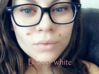 Dazeey_white