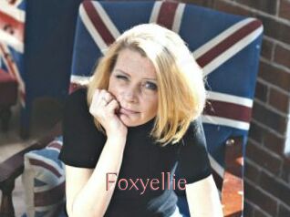 Foxyellie