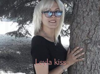 Leyla_kiss