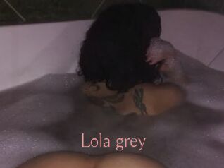 Lola_grey