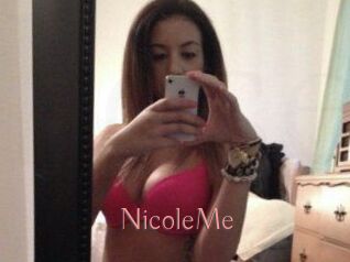 NicoleMe