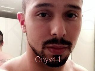 Onyx44