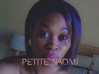 PETITE_NAOMI