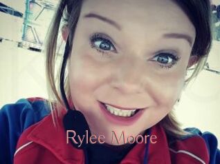 Rylee_Moore