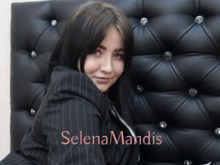 SelenaMandis