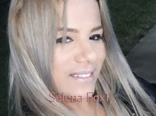 Selena_Fox1